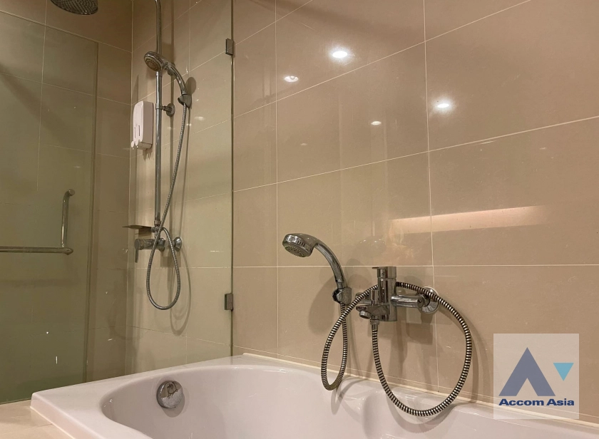 5  1 br Condominium For Rent in Sukhumvit ,Bangkok BTS Asok - MRT Sukhumvit at 15 Sukhumvit Residences AA43605