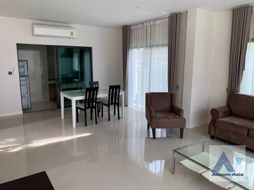 unit 4 Bedrooms  House For Rent & Sale in Krungthep Kreetha, Bangkok  (AA43607)