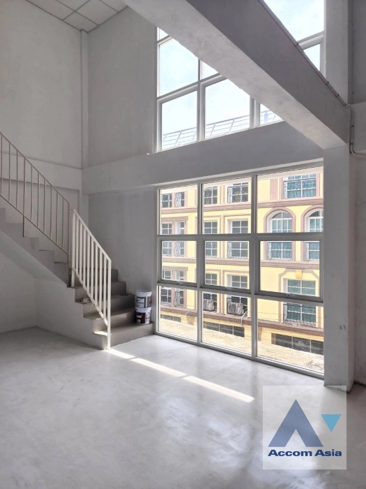 7  Building For Sale in Sukhumvit ,Bangkok BTS On Nut AA43608
