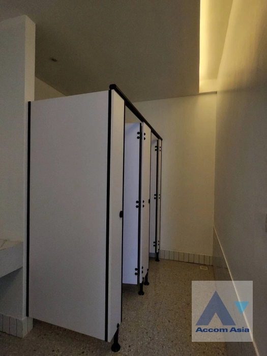 10  Building For Sale in Sukhumvit ,Bangkok BTS On Nut AA43608