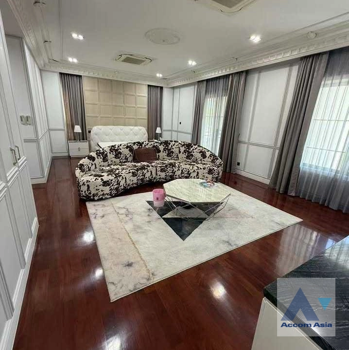 10  6 br House For Rent in Samutprakan ,Samutprakan BTS Bearing at Grand Bangkok Boulevard Sukhumvit AA43609