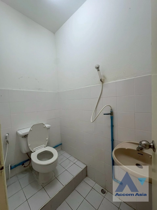 13  3 br House For Rent in Phaholyothin ,Bangkok BTS Phahon Yothin 24 at Single House with Garden AA43617