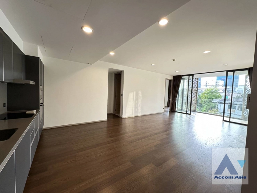 unit 2 Bedrooms  Condominium For Rent in Sathorn, Bangkok  near BTS Chong Nonsi - BRT Thanon Chan (AA43618)
