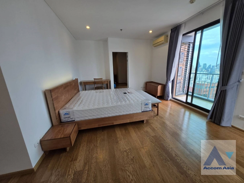 5  4 br Condominium for rent and sale in Ploenchit ,Bangkok MRT Phetchaburi - ARL Makkasan at Villa Asoke AA43619