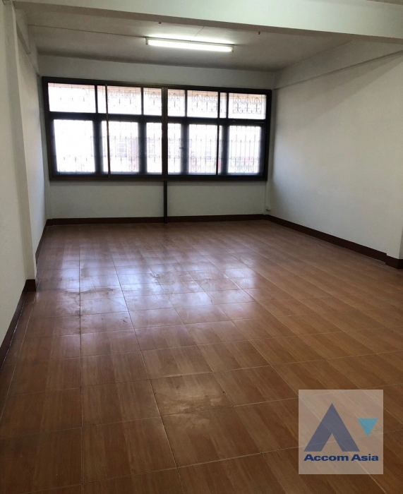unit Shophouse For Sale in Sukhumvit, Bangkok  near BTS Phra khanong (AA43626)