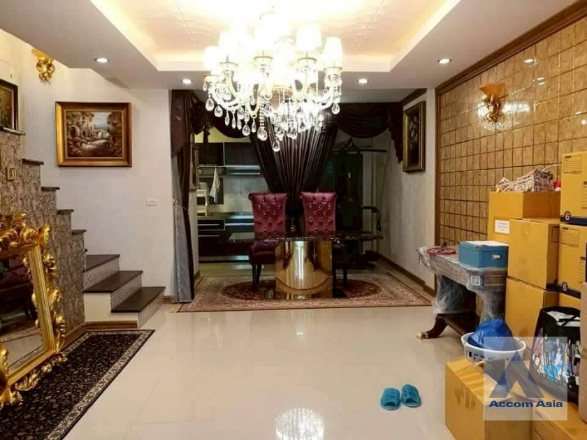  1  3 br House For Rent in Krungthep Kreetha ,Bangkok  at Town Avenue Rama 9 AA43628