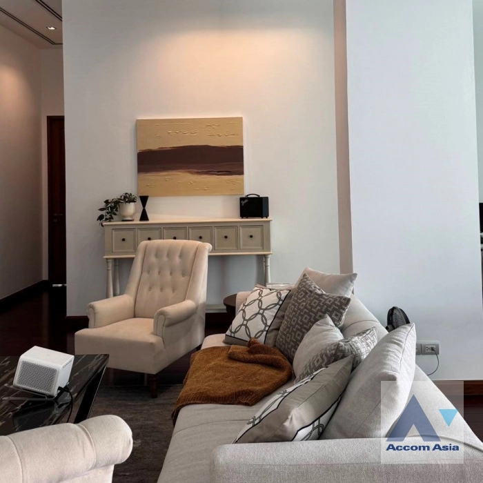 4  2 br Condominium For Sale in Sukhumvit ,Bangkok BTS Phrom Phong at Le Raffine Sukhumvit 39 AA43635