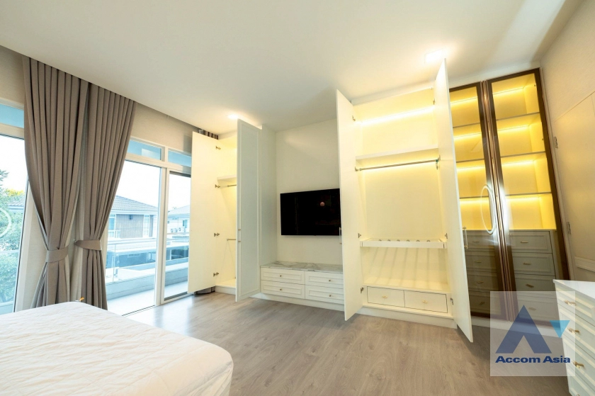 16  4 br House for rent and sale in Pattanakarn ,Bangkok  at Mantana Bangna-Wongwaen AA43640