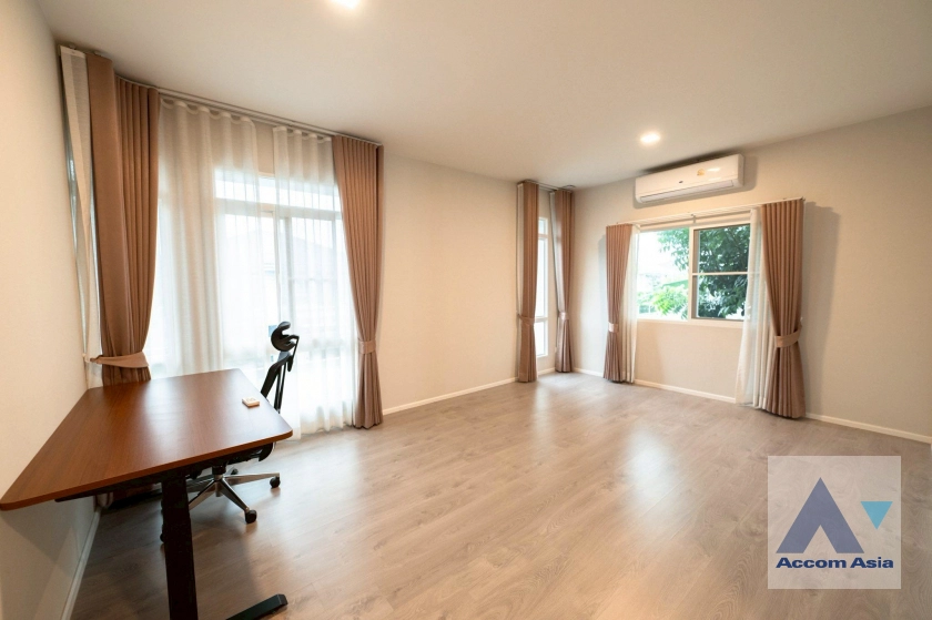 19  4 br House for rent and sale in Pattanakarn ,Bangkok  at Mantana Bangna-Wongwaen AA43640
