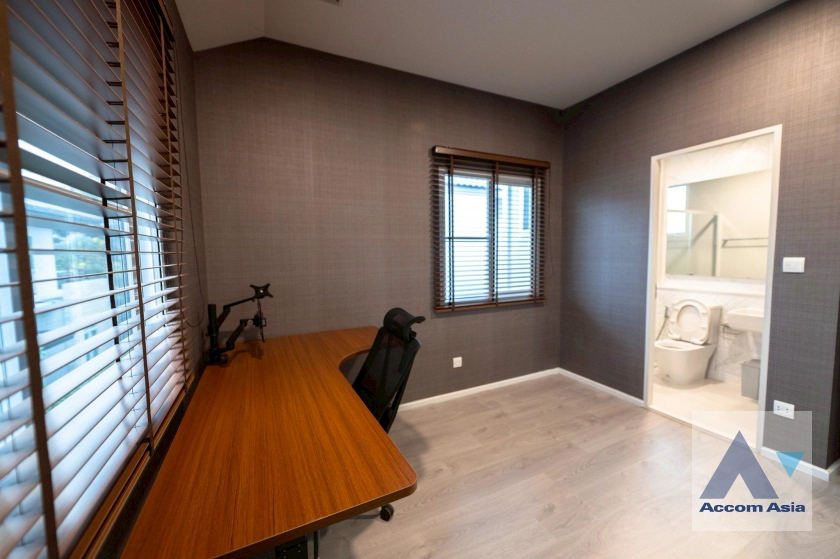 10  4 br House for rent and sale in Pattanakarn ,Bangkok  at Mantana Bangna-Wongwaen AA43640