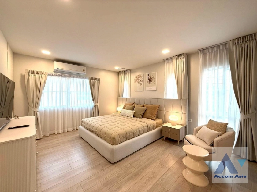 11  4 br House For Rent in Samutprakan ,Samutprakan  at Villaggio Srinakarin Bangna AA43642