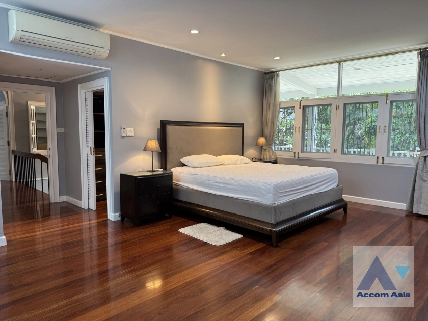 16  4 br House for rent and sale in New Phetchaburi ,Bangkok BTS Victory Monument AA43670