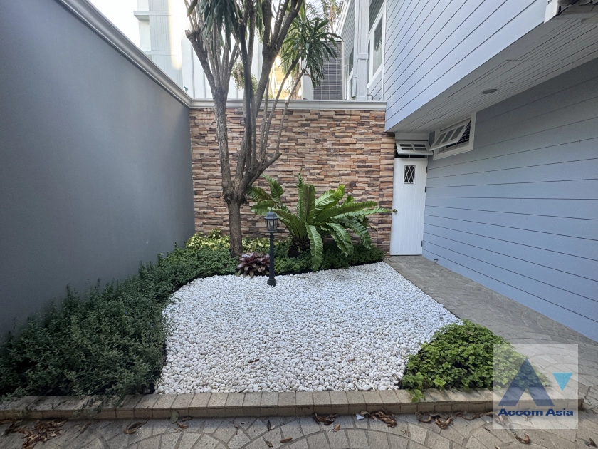 42  4 br House for rent and sale in New Phetchaburi ,Bangkok BTS Victory Monument AA43670