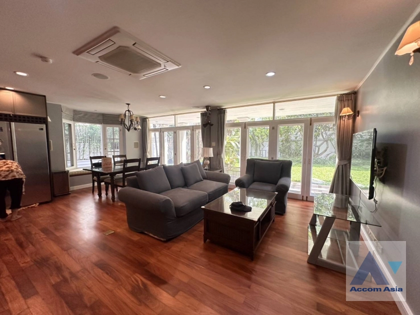  1  4 br House for rent and sale in New Phetchaburi ,Bangkok BTS Victory Monument AA43670