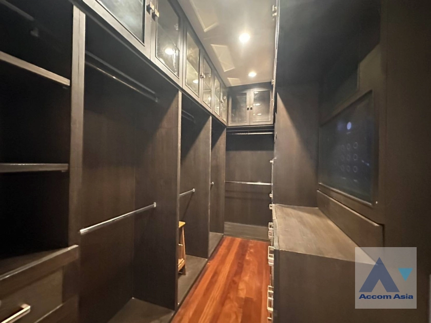 27  4 br House for rent and sale in New Phetchaburi ,Bangkok BTS Victory Monument AA43670