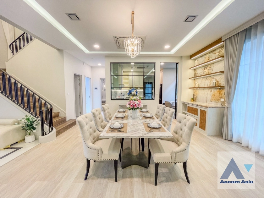 5  4 br House For Rent in Latkrabang ,Bangkok ARL Ban Thap Chang at Nantawan Rama 9 New Krungthepkreetha AA43672