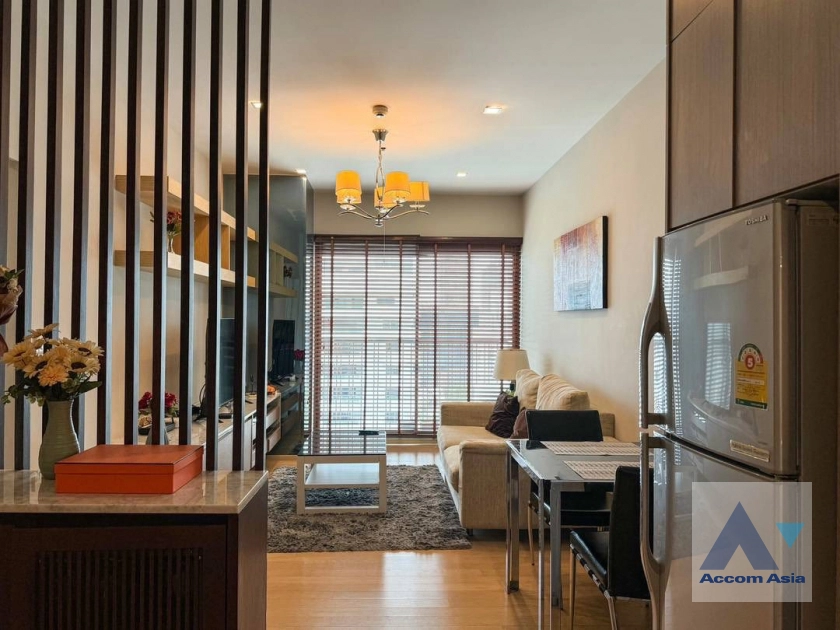 unit 1 Bedroom  Condominium For Rent & Sale in Sukhumvit, Bangkok  near BTS Phrom Phong (AA43673)