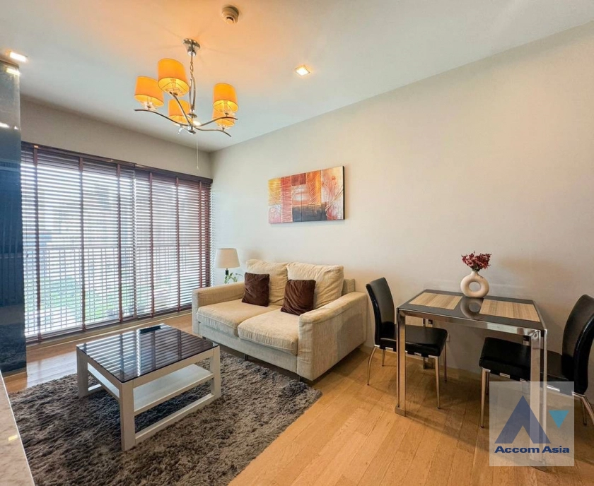 unit 1 Bedroom  Condominium For Rent & Sale in Sukhumvit, Bangkok  near BTS Phrom Phong (AA43673)