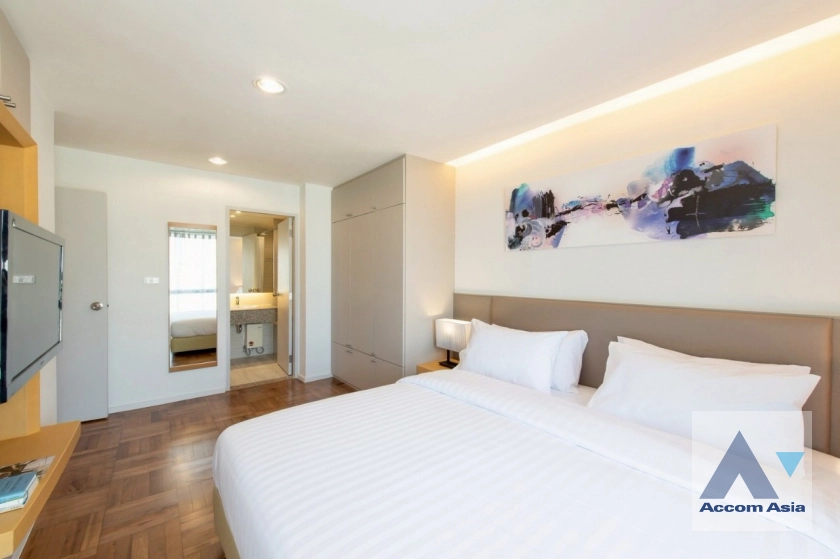 6  2 br Apartment For Rent in Sathorn ,Bangkok BRT Thanon Chan at Family-Friendly Serviced Apartment with Big Green Spaces AA43679