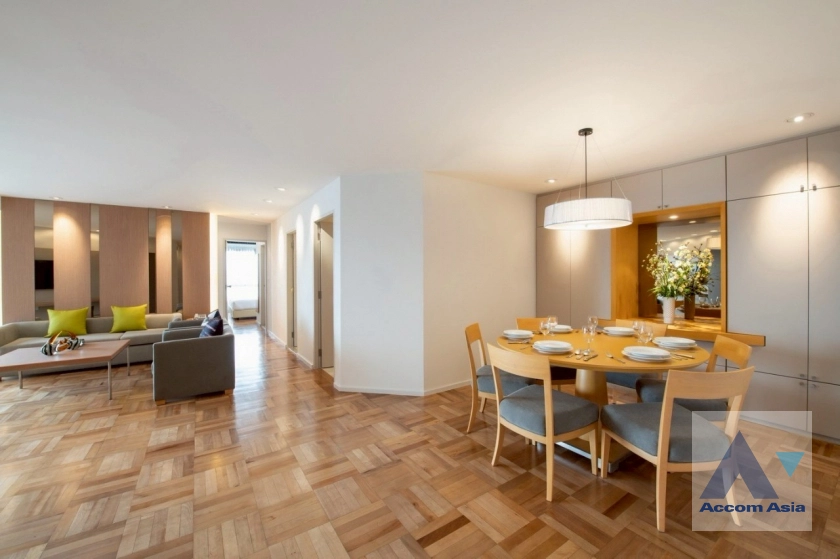  1  3 br Apartment for rent and sale in Sathorn ,Bangkok BRT Thanon Chan at Family-Friendly Serviced Apartment with Big Green Spaces AA43680