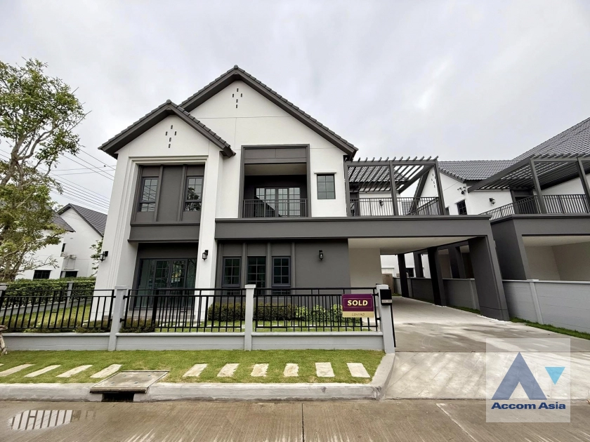 unit 4 Bedrooms  House For Rent in Samutprakan, Samutprakan  (AA43695)