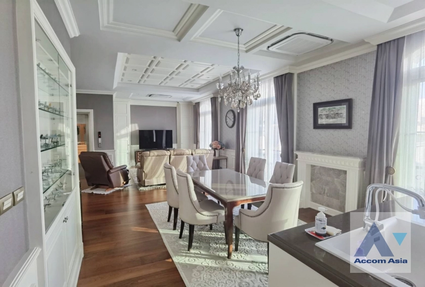  2  2 br House for rent and sale in Sukhumvit ,Bangkok  AA43710