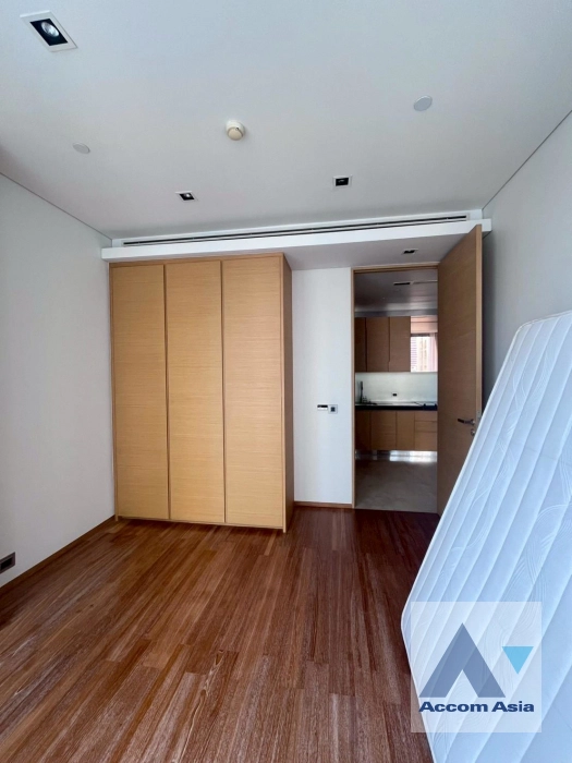 11  2 br Condominium for rent and sale in Silom ,Bangkok BTS Sala Daeng - MRT Silom at Saladaeng Residences AA43730