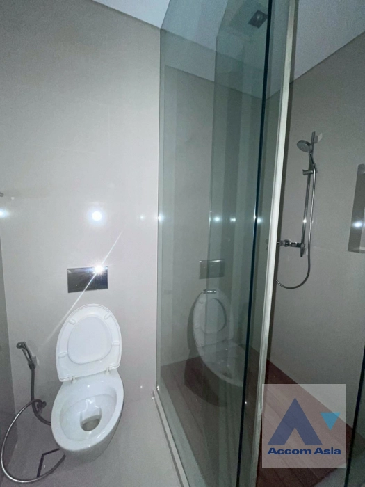 15  2 br Condominium for rent and sale in Silom ,Bangkok BTS Sala Daeng - MRT Silom at Saladaeng Residences AA43730