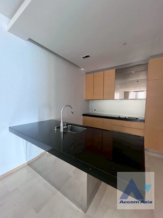 6  2 br Condominium for rent and sale in Silom ,Bangkok BTS Sala Daeng - MRT Silom at Saladaeng Residences AA43731
