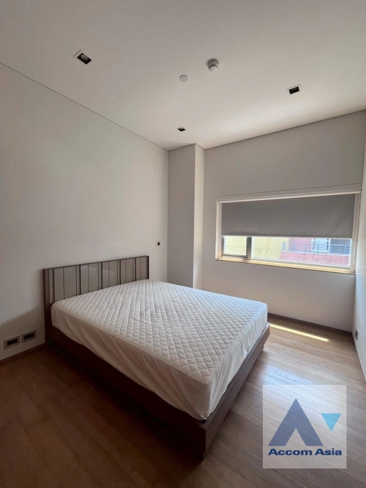 11  2 br Condominium for rent and sale in Silom ,Bangkok BTS Sala Daeng - MRT Silom at Saladaeng Residences AA43731