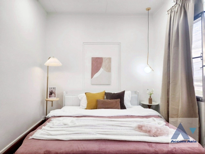 8  5 br House For Rent in Lat Phrao ,Bangkok MRT Lat Phrao AA43733