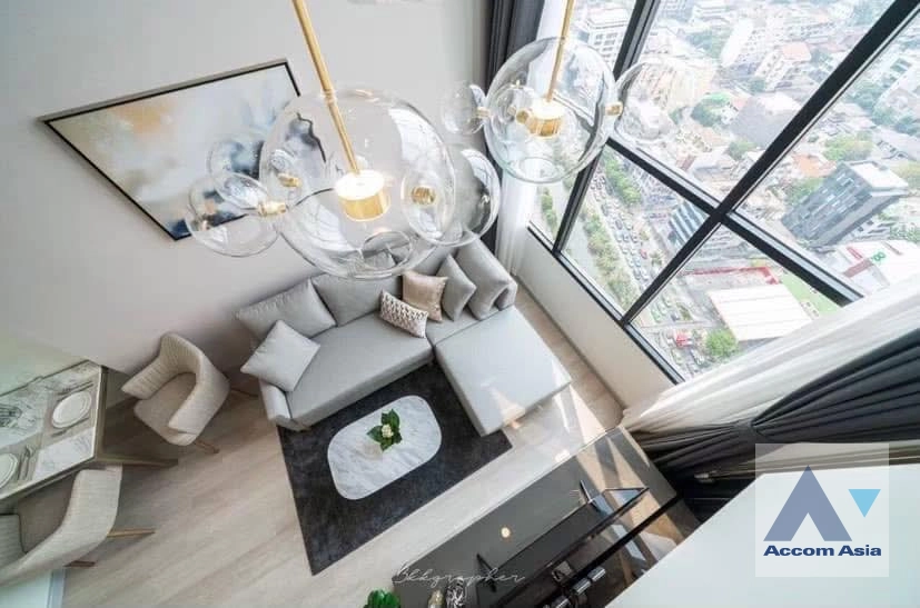 unit 1 Bedroom  Condominium For Rent in Sathorn, Bangkok  near BTS Chong Nonsi (AA43745)