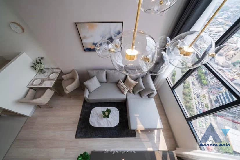 unit 1 Bedroom  Condominium For Rent in Sathorn, Bangkok  near BTS Chong Nonsi (AA43745)