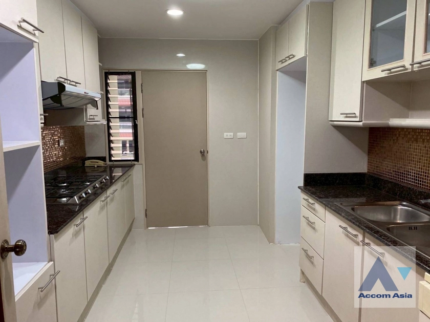6  3 br Apartment For Rent in Sukhumvit ,Bangkok BTS Asok - MRT Sukhumvit at Perfect Apartment for Big Family, Prime Location Near Main Street AA43746