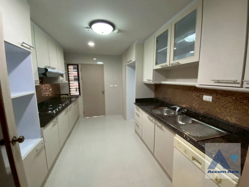 5  3 br Apartment For Rent in Sukhumvit ,Bangkok BTS Asok - MRT Sukhumvit at Perfect Apartment for Big Family, Prime Location Near Main Street AA43746