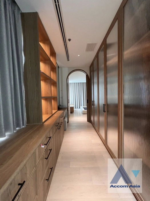 10  2 br Condominium For Rent in Sathorn ,Bangkok BRT Thanon Chan at The Lofts Yennakart AA43755