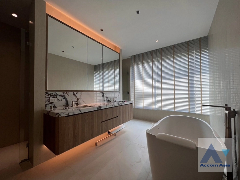 8  2 br Condominium For Rent in Sathorn ,Bangkok BRT Thanon Chan at The Lofts Yennakart AA43755
