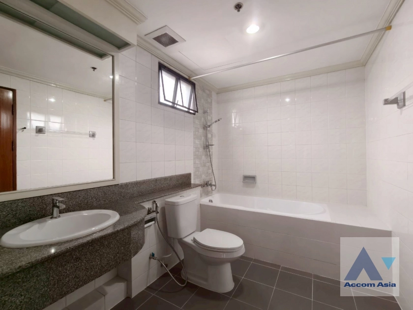 16  3 br Apartment for rent and sale in Sukhumvit ,Bangkok BTS Ekkamai at Panoramic view on balcony AA43756