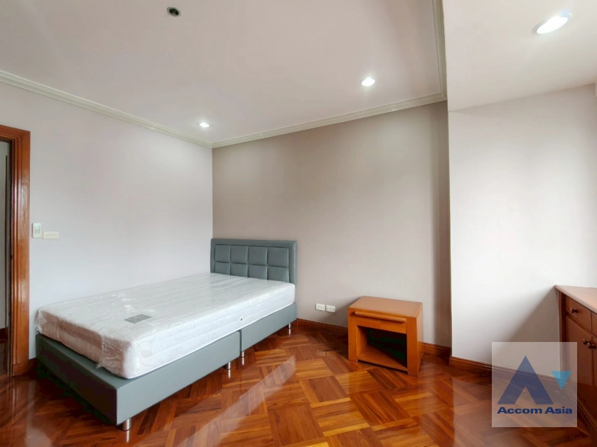 15  3 br Apartment for rent and sale in Sukhumvit ,Bangkok BTS Ekkamai at Panoramic view on balcony AA43756