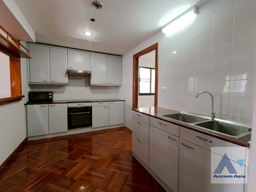 6  3 br Apartment for rent and sale in Sukhumvit ,Bangkok BTS Ekkamai at Panoramic view on balcony AA43756