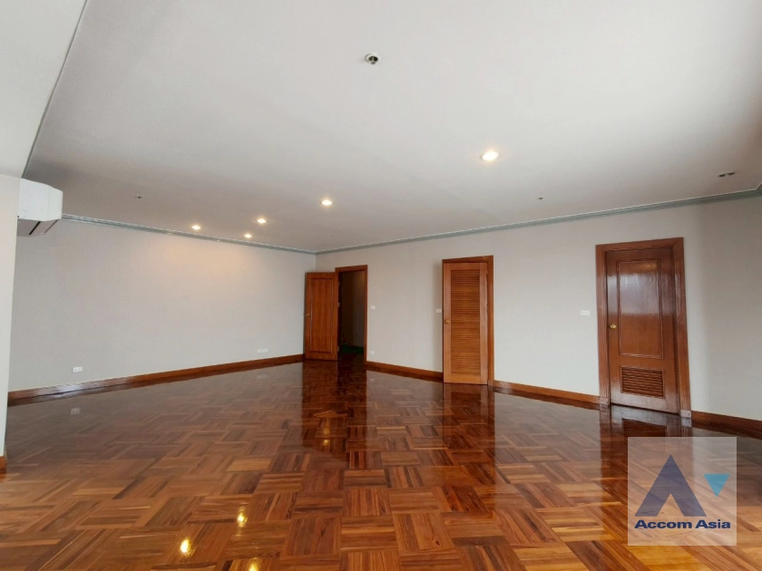 14  4 br Apartment for rent and sale in Sukhumvit ,Bangkok BTS Ekkamai at Panoramic view on balcony AA43757