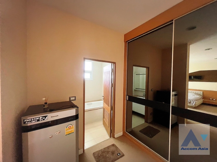 31  7 br House for rent and sale in Bang Na ,Bangkok  at Windmill Park AA43764