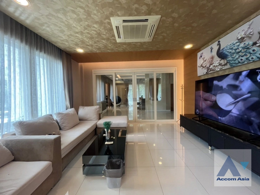 4  7 br House for rent and sale in Bang Na ,Bangkok  at Windmill Park AA43764