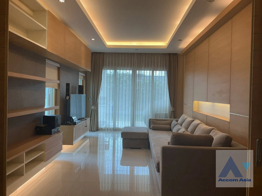  1  7 br House for rent and sale in Bang Na ,Bangkok  at Windmill Park AA43764