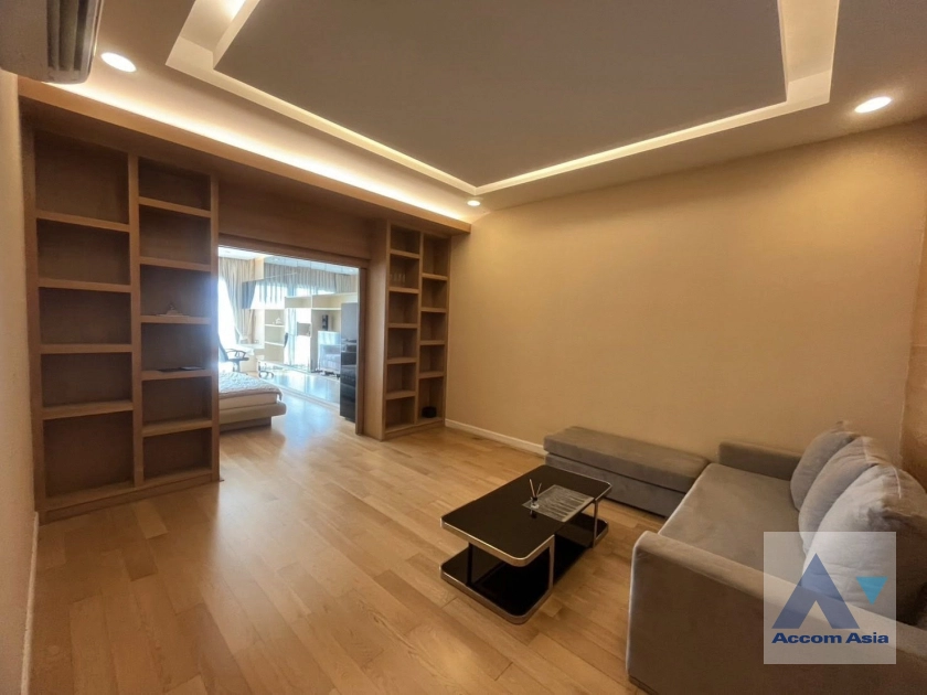16  7 br House for rent and sale in Bang Na ,Bangkok  at Windmill Park AA43764