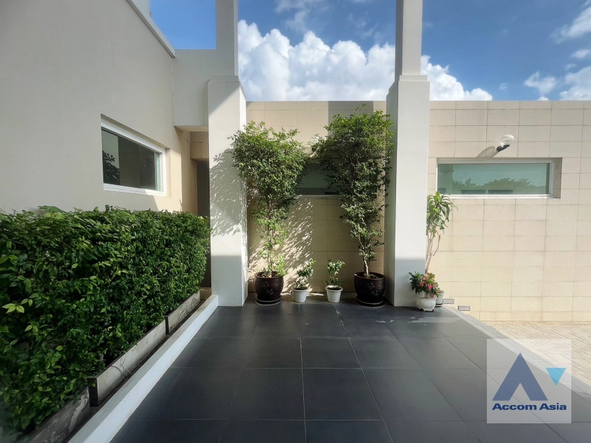 37  7 br House for rent and sale in Bang Na ,Bangkok  at Windmill Park AA43764