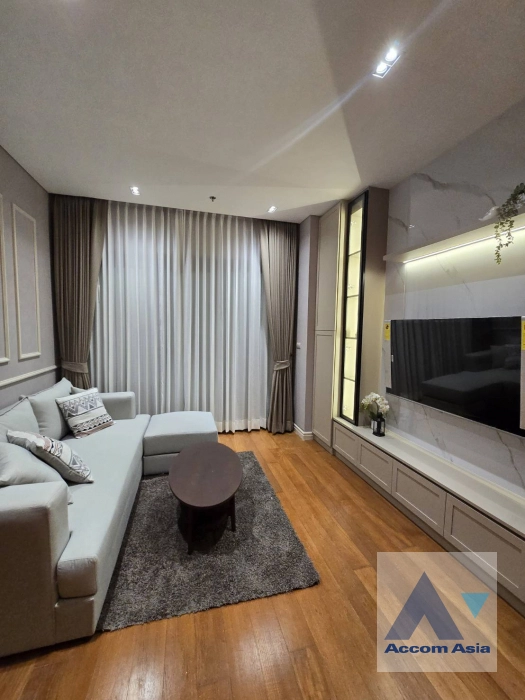 unit 2 Bedrooms  Condominium For Rent in Sukhumvit, Bangkok  near BTS Phrom Phong (AA43773)