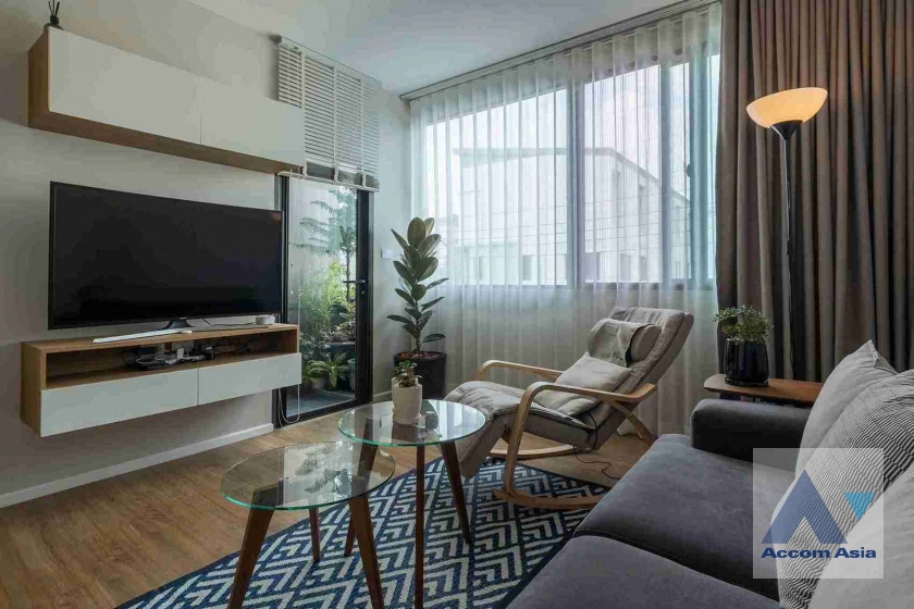 16  3 br Townhouse for rent and sale in Krungthep Kreetha ,Bangkok  at Newly modern style living place AA43777