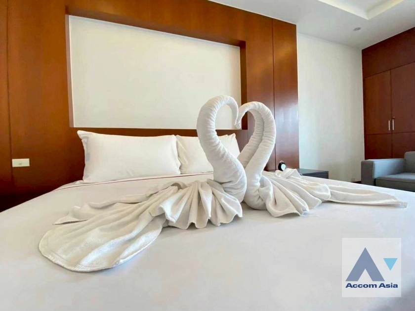 21  3 br Apartment For Rent in Ploenchit ,Bangkok BTS Ploenchit at Elegance and Traditional Luxury AA43780