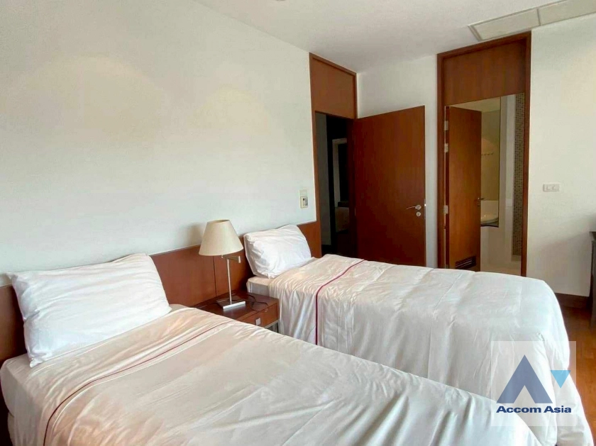 14  3 br Apartment For Rent in Ploenchit ,Bangkok BTS Ploenchit at Elegance and Traditional Luxury AA43780